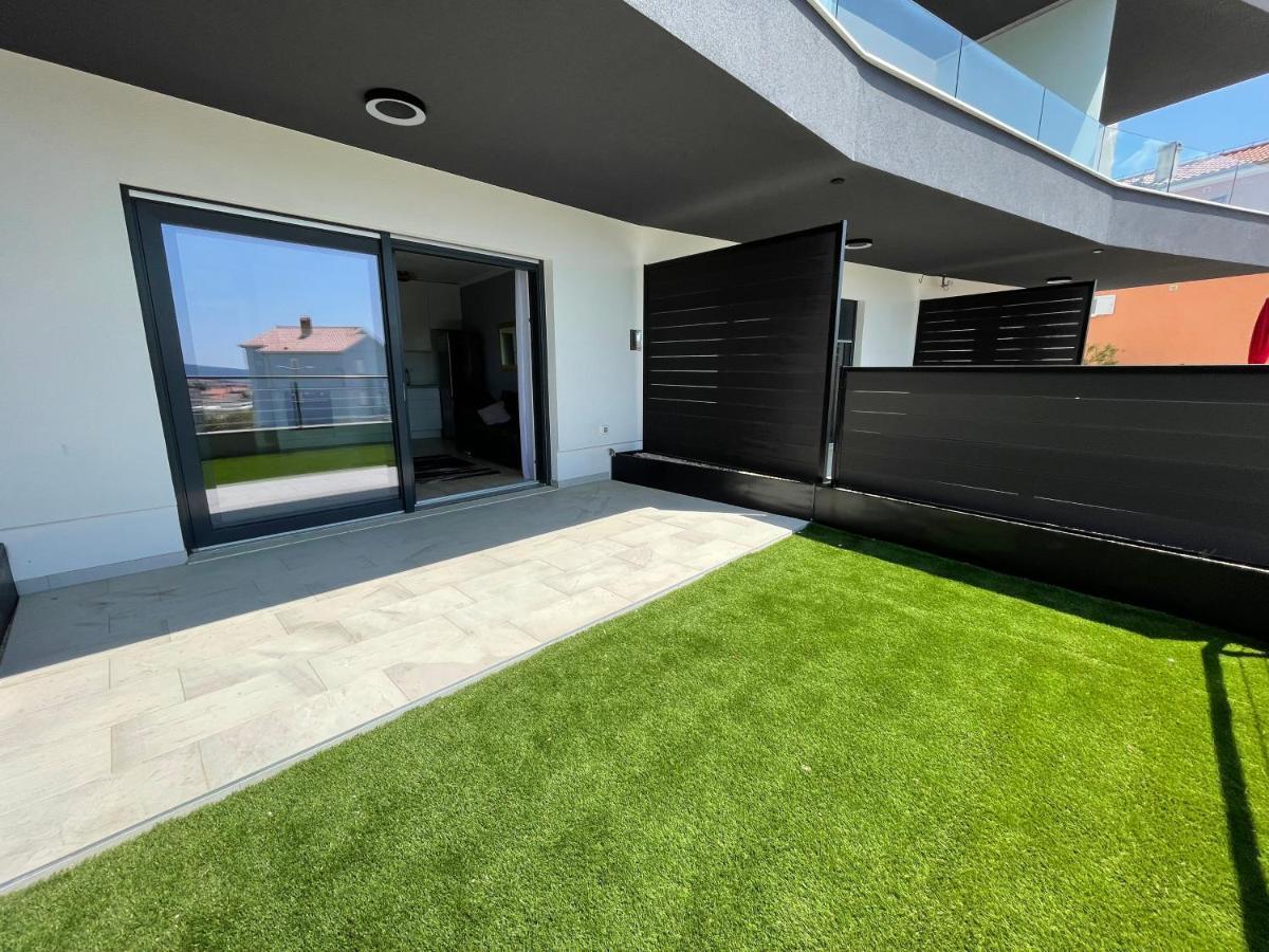 Lux Nanea Apartment Krk Town Exterior photo